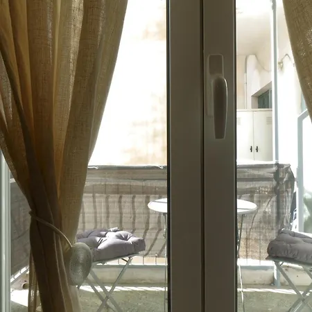 You & Me Cozy Apartments By Zain Athen Exterior foto